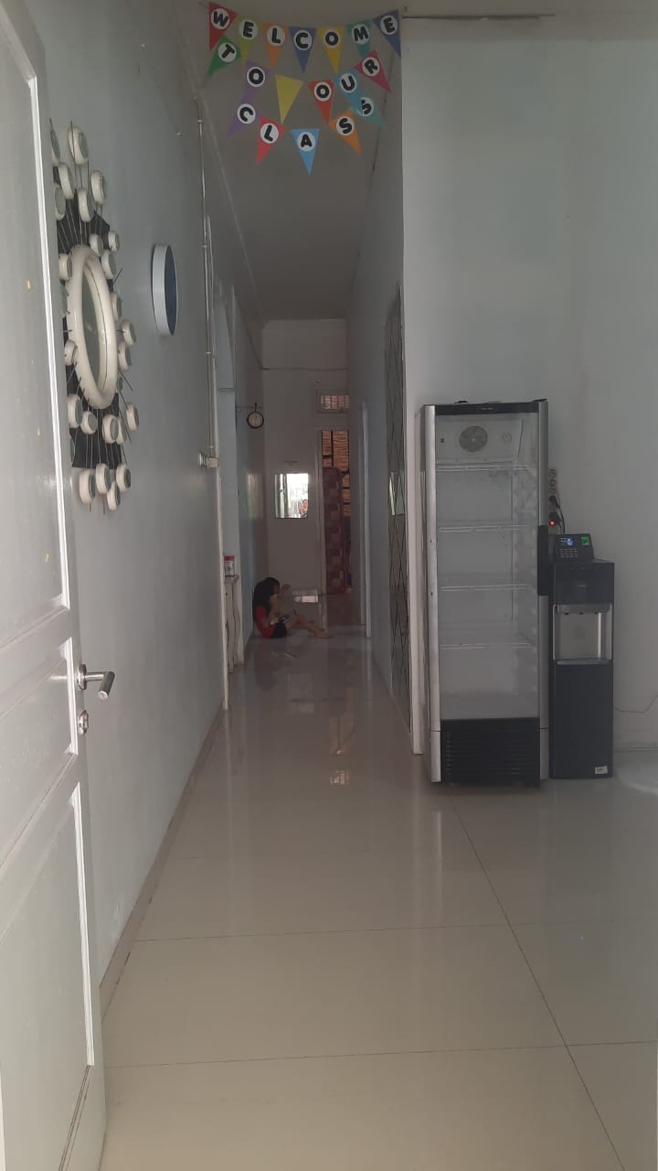 Dijual rumah di perumahan Jatinegara Indah, Jatinegara, Cakung