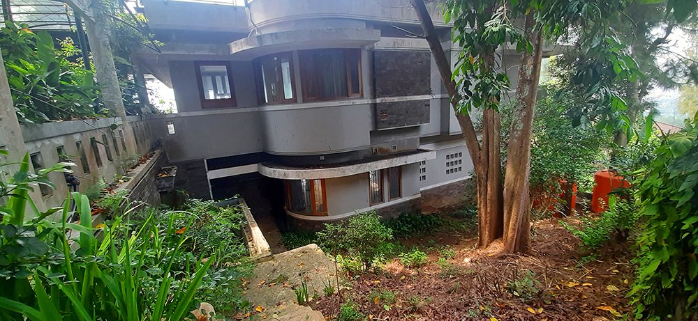 Villa Modern View Kota Bandung di Kawasan Dago