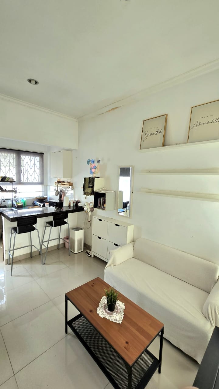Rumah murah 2Lt mewah dan elegan di Kembang Beji Depok