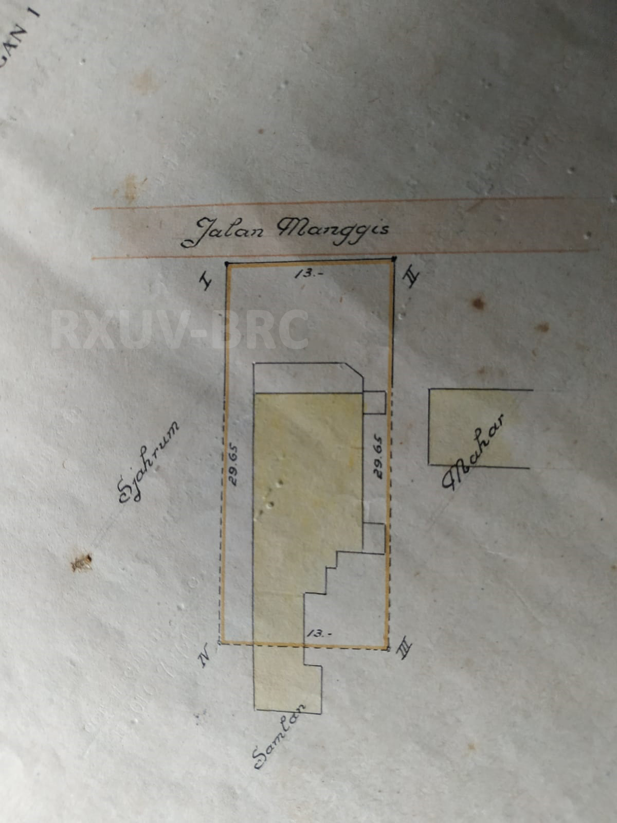 LOKASI PREMIUM! RUMAH HITUNG TANAH DI JL. MANGGIS - Strategis!!