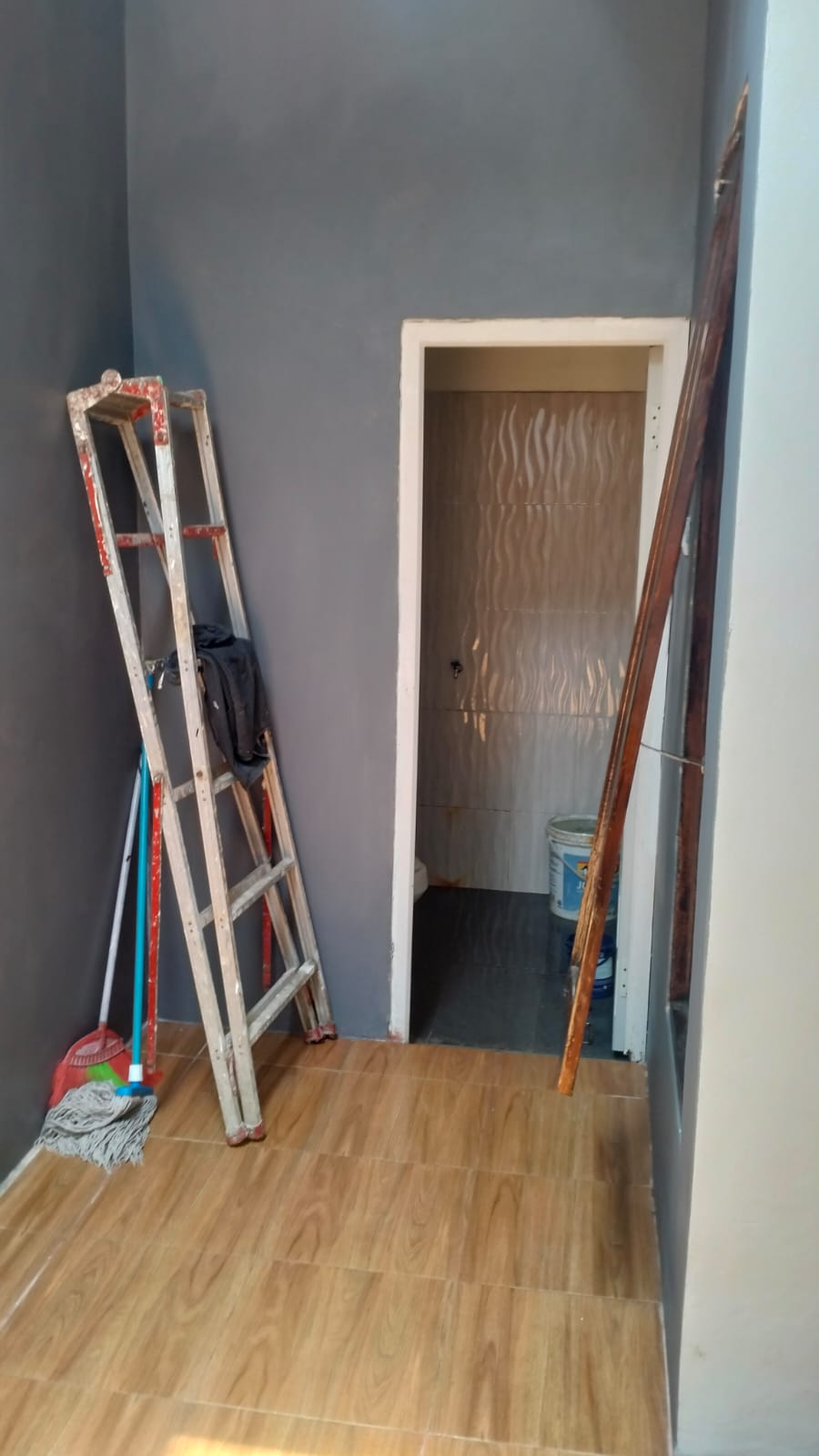 Rumah full Renovasi murah di Kalimulya, Depok.