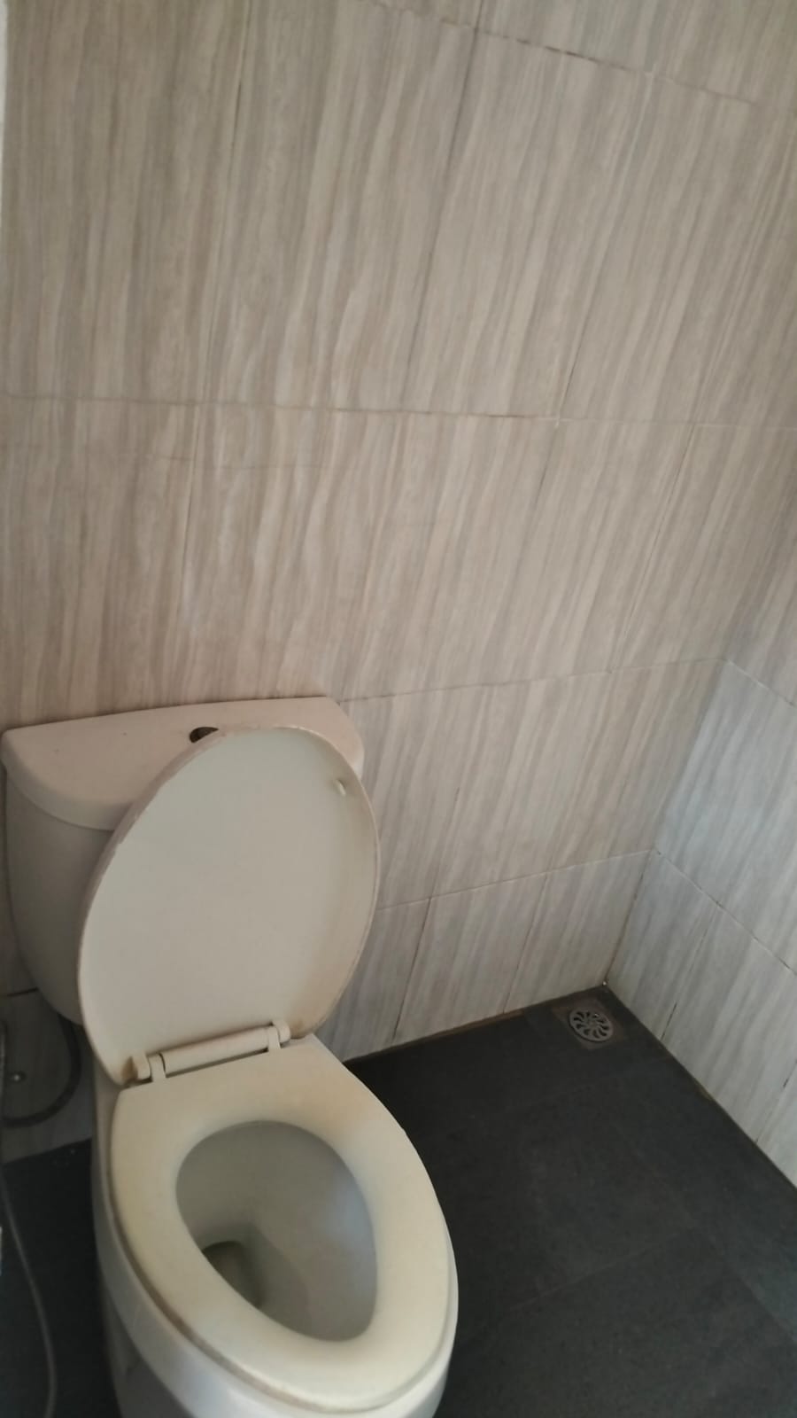 Rumah full Renovasi murah di Kalimulya, Depok.