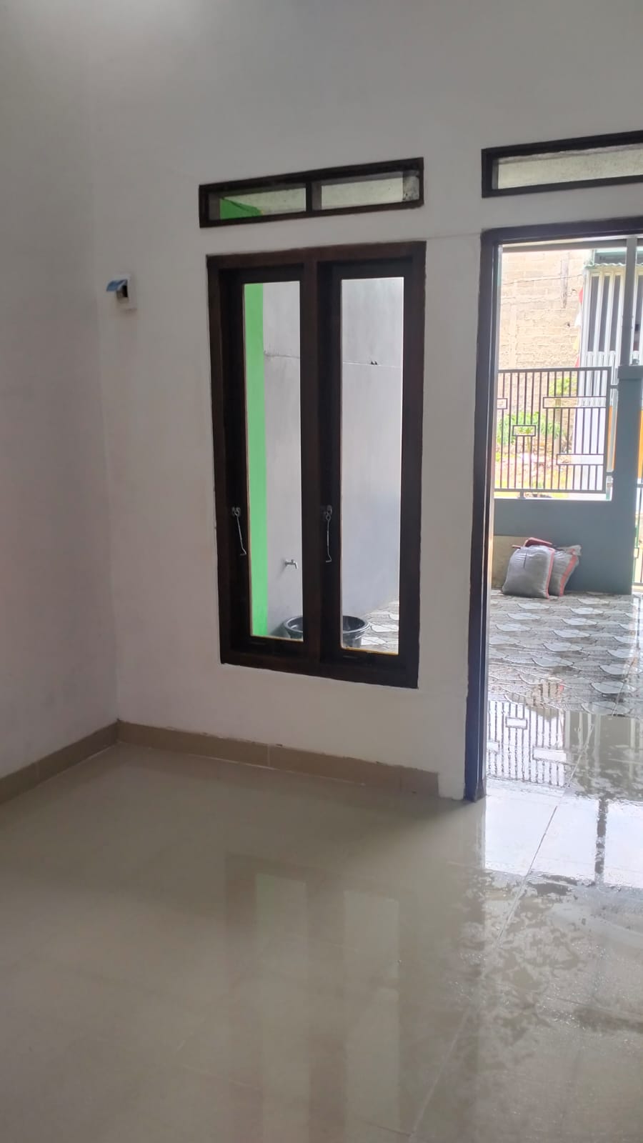 Rumah full Renovasi murah di Kalimulya, Depok.