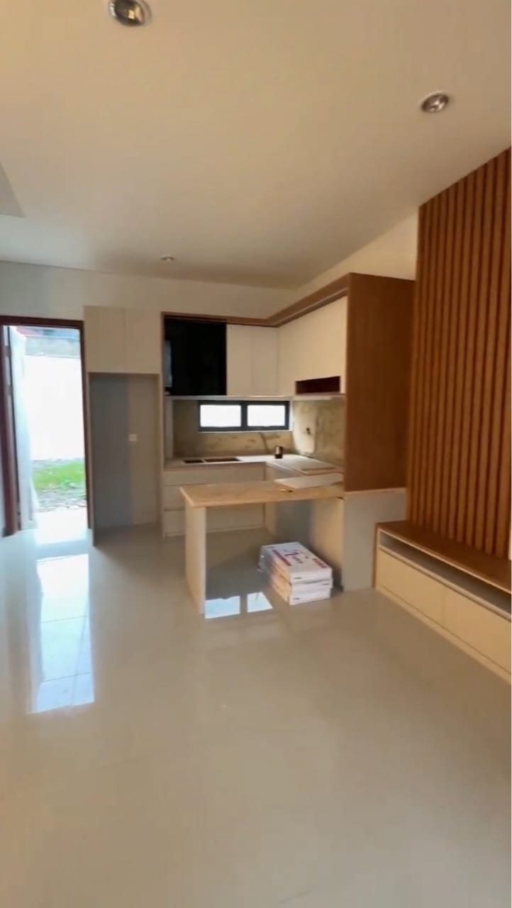 Dijual Rumah Baru Posisi Hook Daerah Antapani