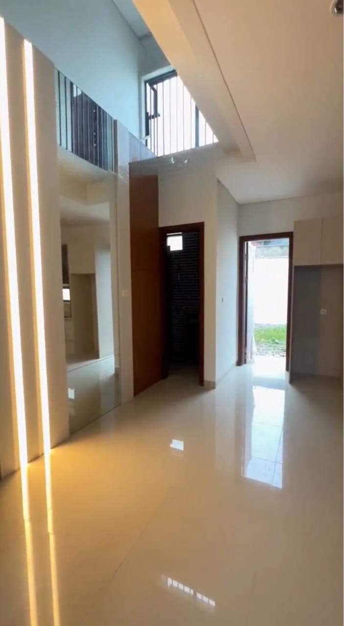 Dijual Rumah Baru Posisi Hook Daerah Antapani
