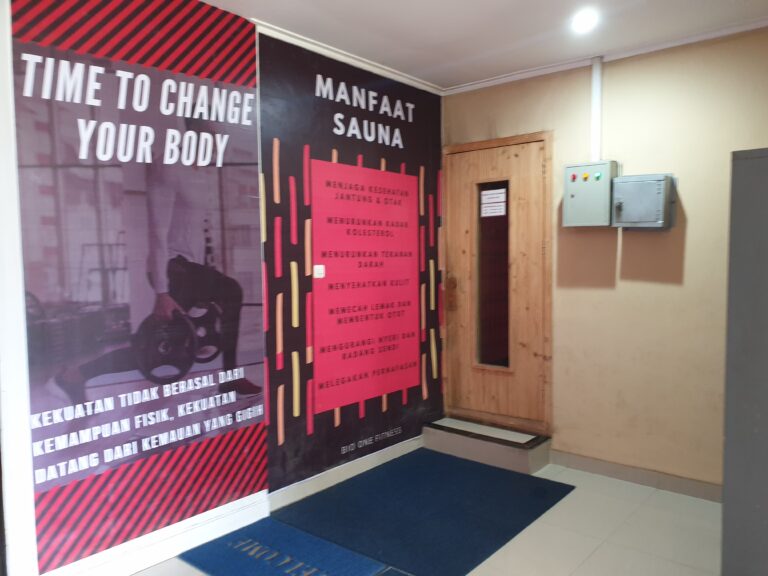 Ruko 2 unit dan 1 rumah usaha Fitness dan Sauna di Bojongkulur