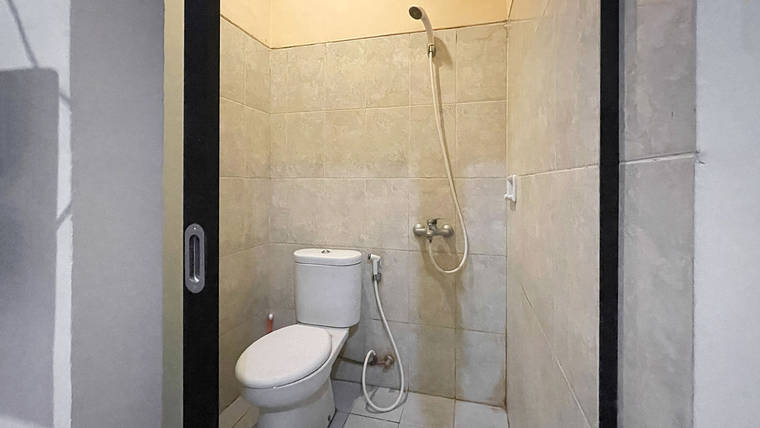 Jual Butuh Rumah Kost omset 60juta perbulan di Paseban Senen