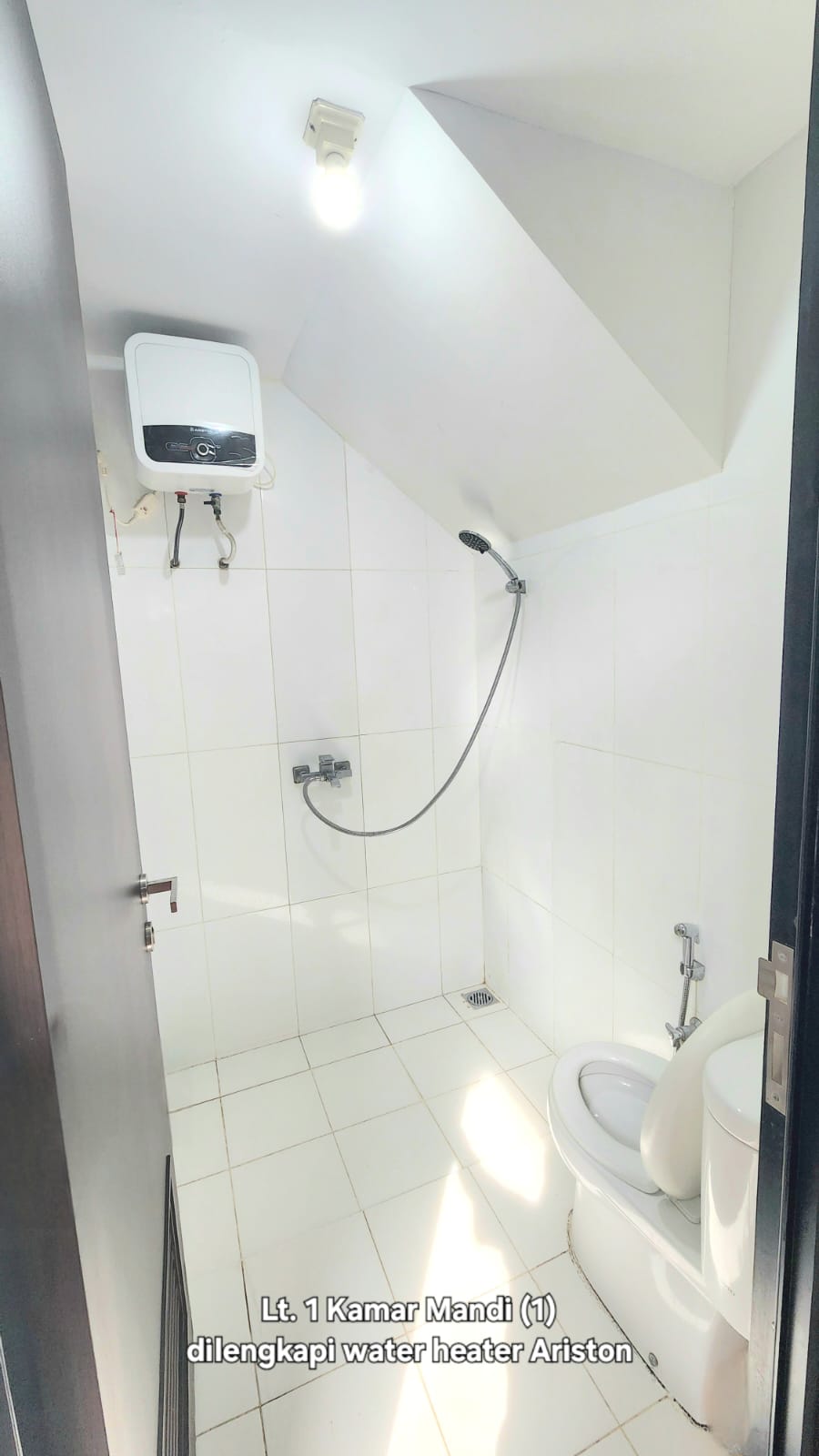 Dijual Rumah Citra Garden Puri uk 7x23 m di Jakarta Barat