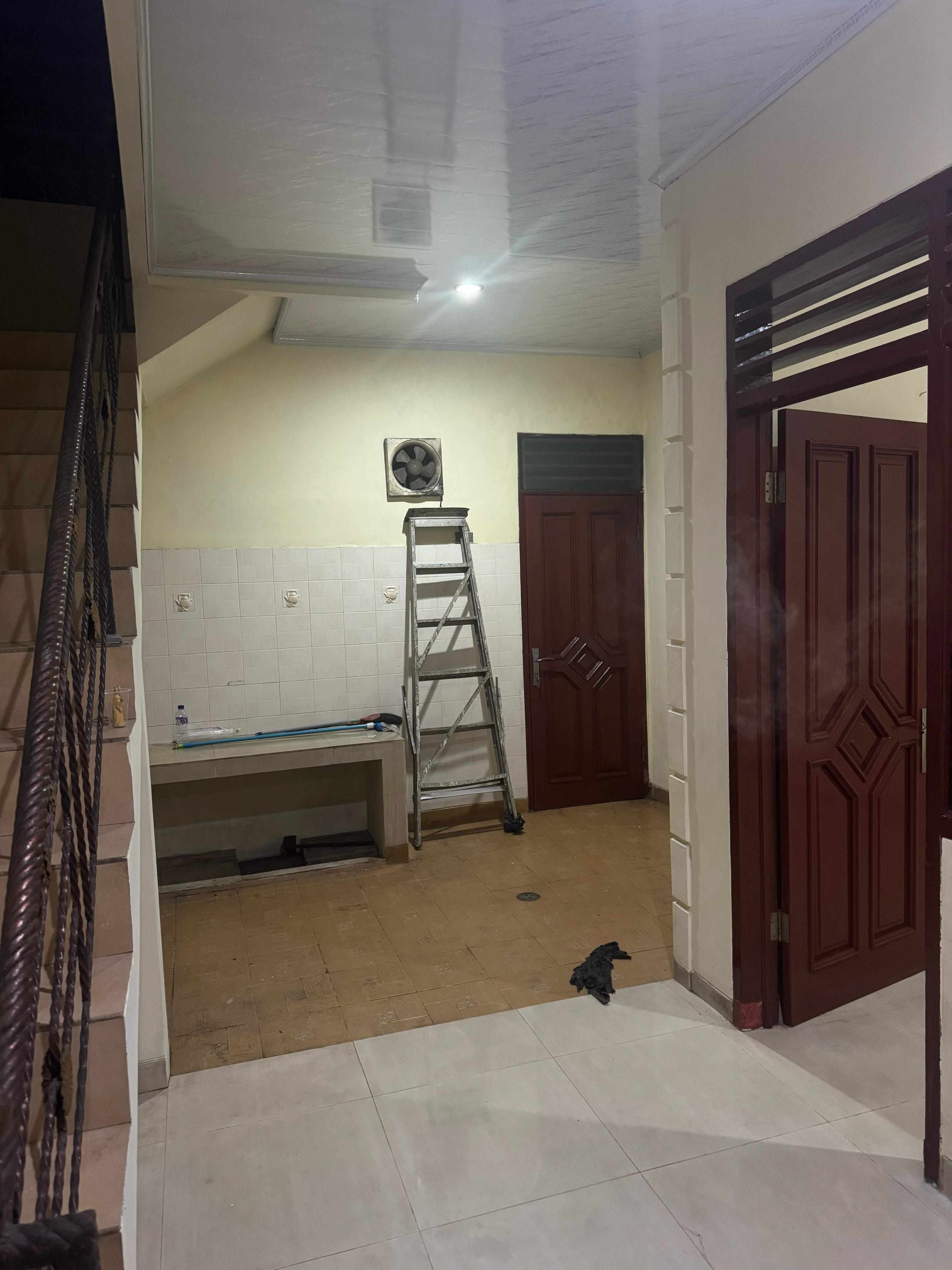 Disewakan Ruko 2 lantai di Bidara Cina, Jatinegara, Jakarta