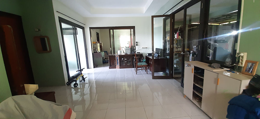 Villa Modern Tanah Luas View Kota Bandung di Cilengkrang Bandung