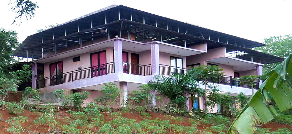 Villa Modern Tanah Luas View Kota Bandung di Cilengkrang Bandung