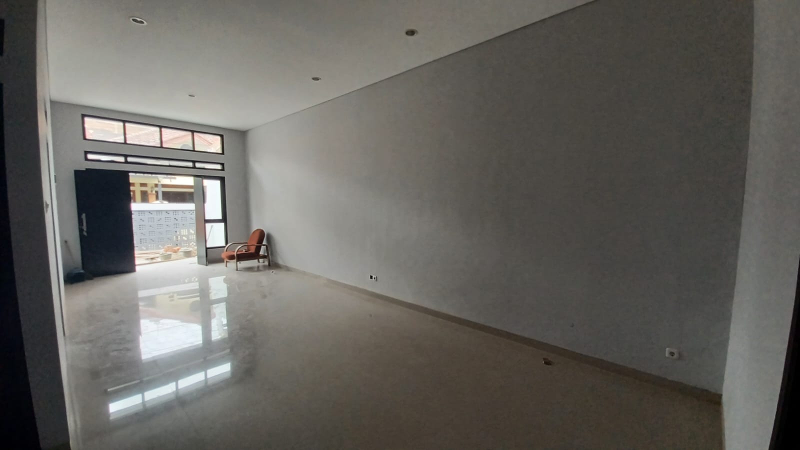 Jual cepat rumah strategis di Jalan Sekelimus Batununggal