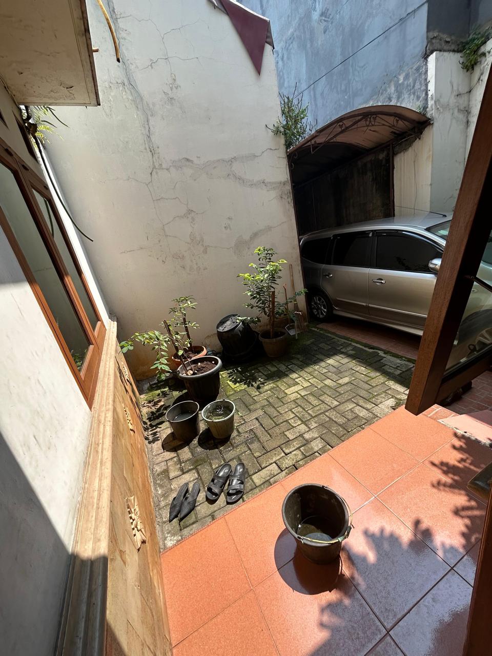 Dijual rumah di Kelapa Dua, Kebon Jeruk, Jakarta Barat