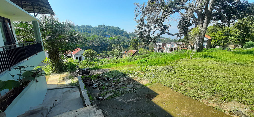 Villa Modern Tanah Luas View Kota Bandung di Cilengkrang Bandung