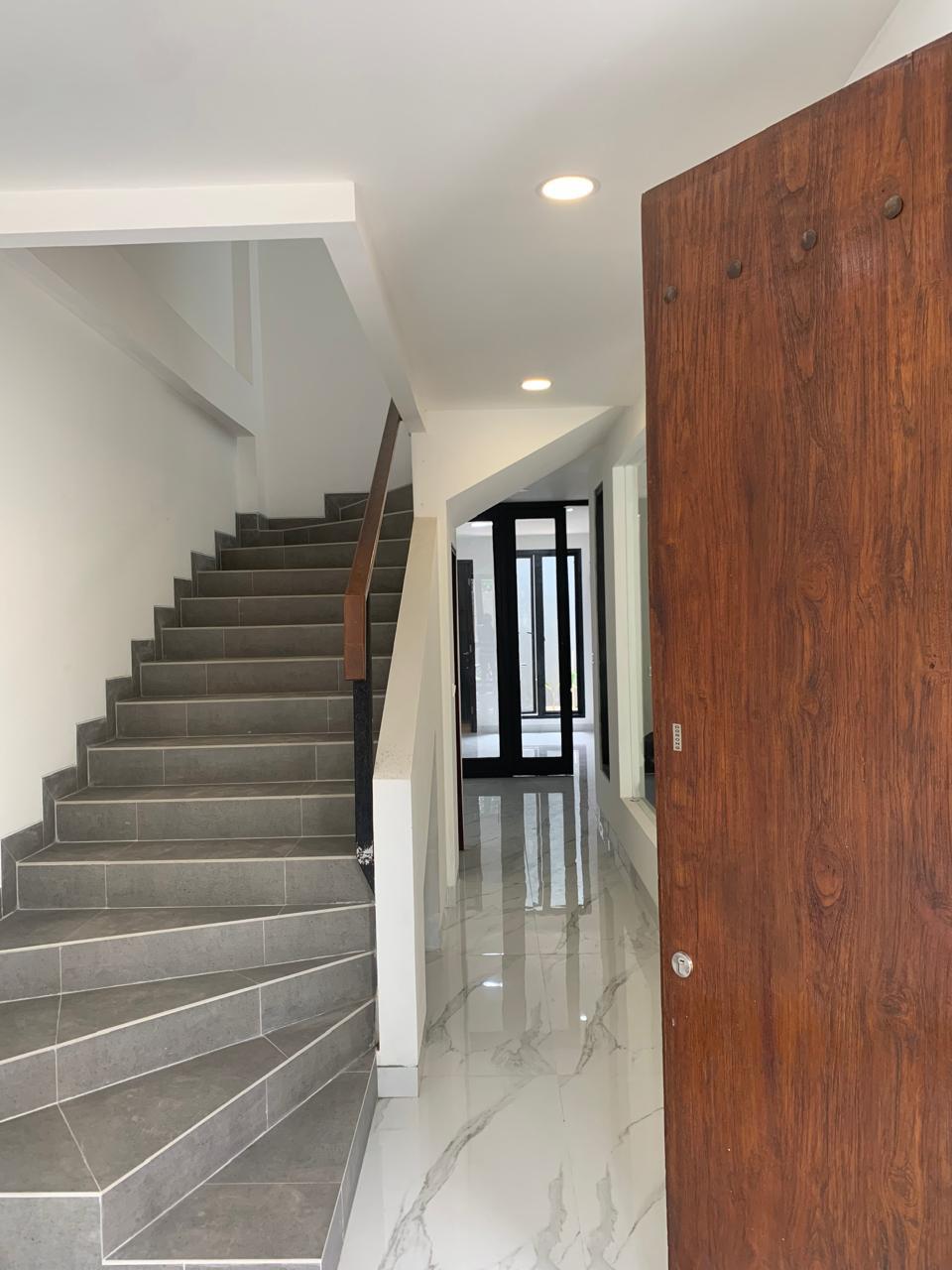 Dijual Rumah Mewah di Kebayoran Lama, Jakarta Selatan
