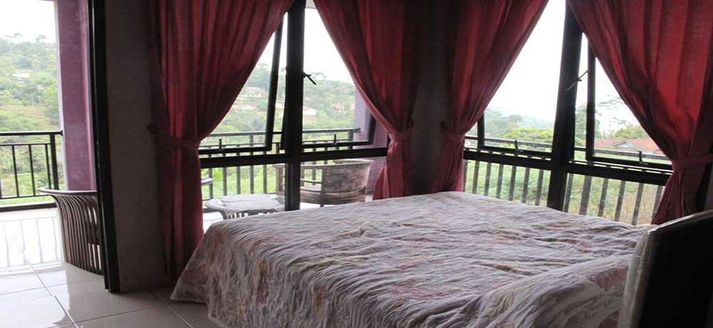 Villa Modern Tanah Luas View Kota Bandung di Cilengkrang Bandung