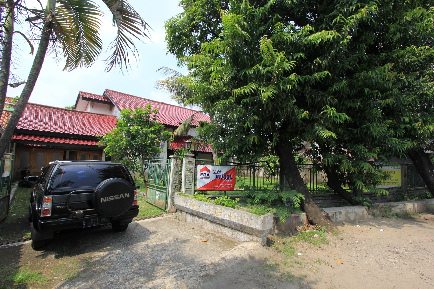 Rumah di Jl. Pangkalan Jati, Cinere, Depok, Cocok untuk Usaha