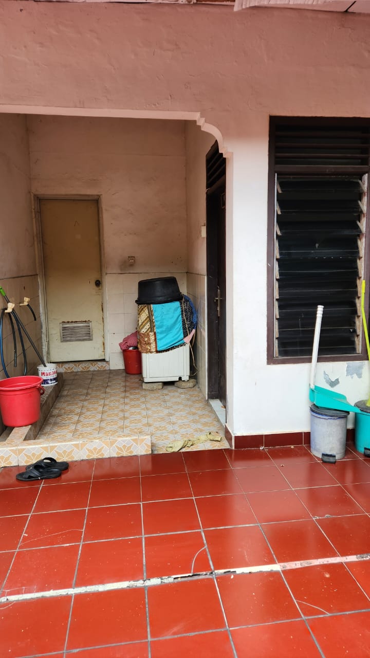 Dijual rumah luas di area Cilandak KKO, Cilandak Timur