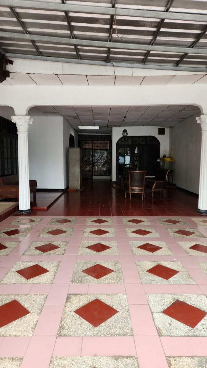 Dijual rumah luas di area Cilandak KKO, Cilandak Timur