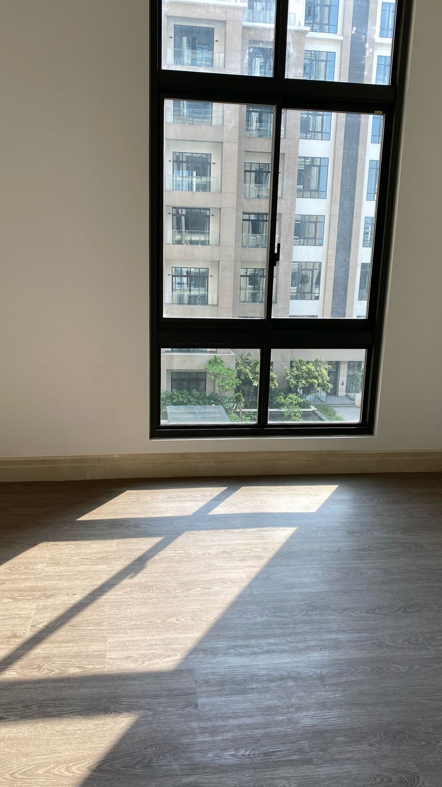 Dijual dan disewakan Apartemen Le Parc private lift Thamrin Nine