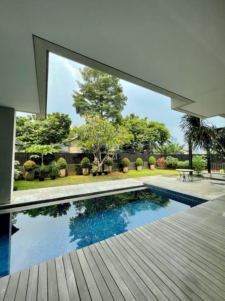 Disewakan / Rent Rumah di Cilandak, Jakarta Selatan