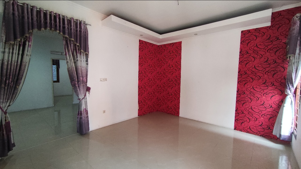 Dijual Rumah 2Lt strategis di belakang kampus UI Depok.