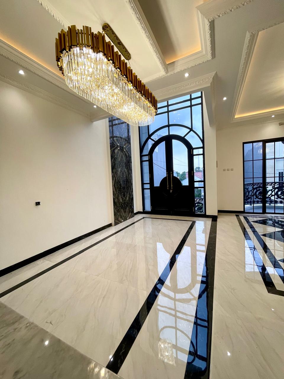 Dijual rumah desain Modern Classic daerah Jagakarsa JakSel
