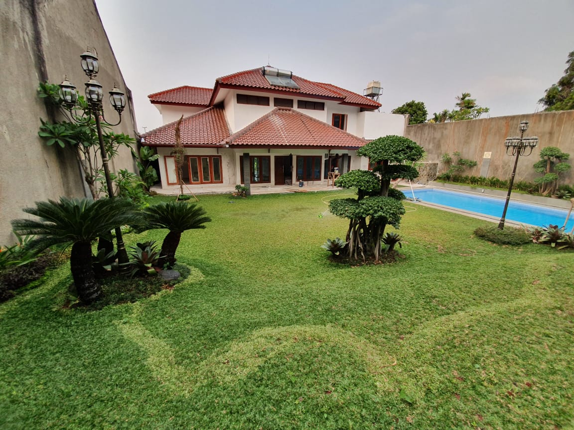Dijual rumah daerah cilandak timur, pasar minggu Jakarta Selatan