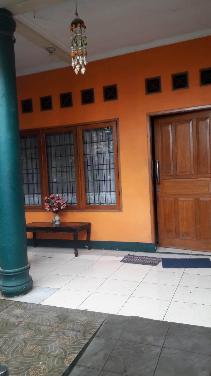 Dijual Rumah 2Lt strategis di Jagakarsa, Jaksel.