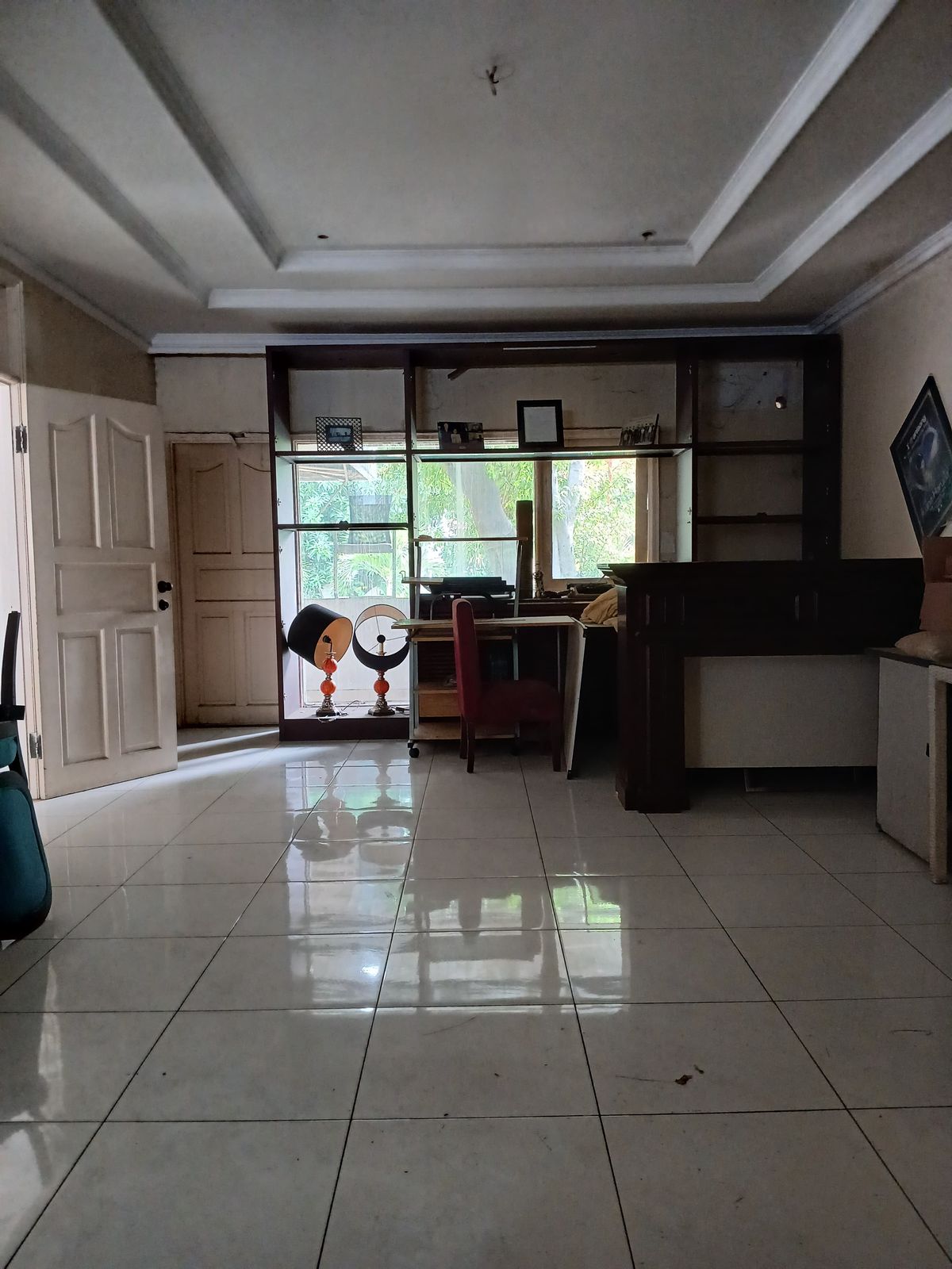 Dijual rumah lama komplek butuh renovasi di Cempaka Putih Tengah