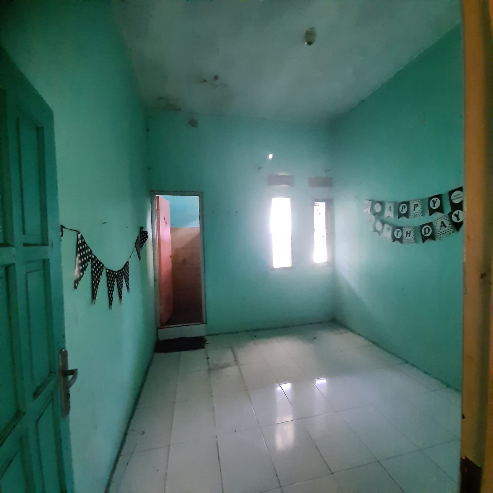 Dijual Rumah secondary murah di wilayah tanah baru beji Depok.