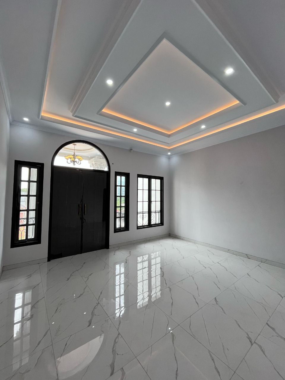 Rumah 3lantai dekat TB Simatupang, Pasar Minggu Jakarta Selatan