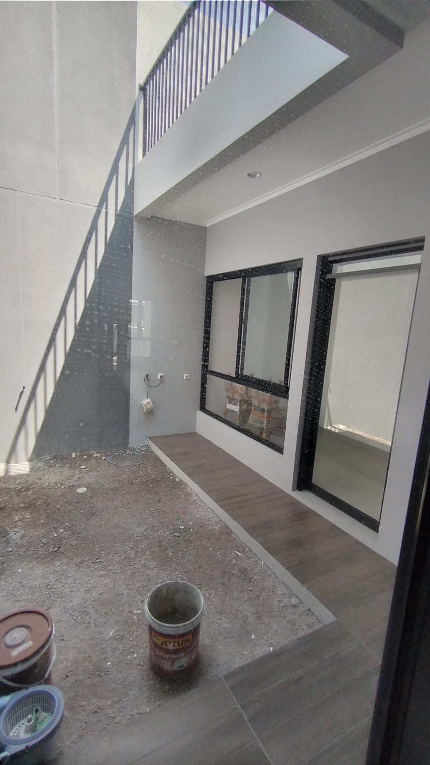 Jual 2 unit lagi rumah 2 lantai tipe Scandinavian di Arcamanik