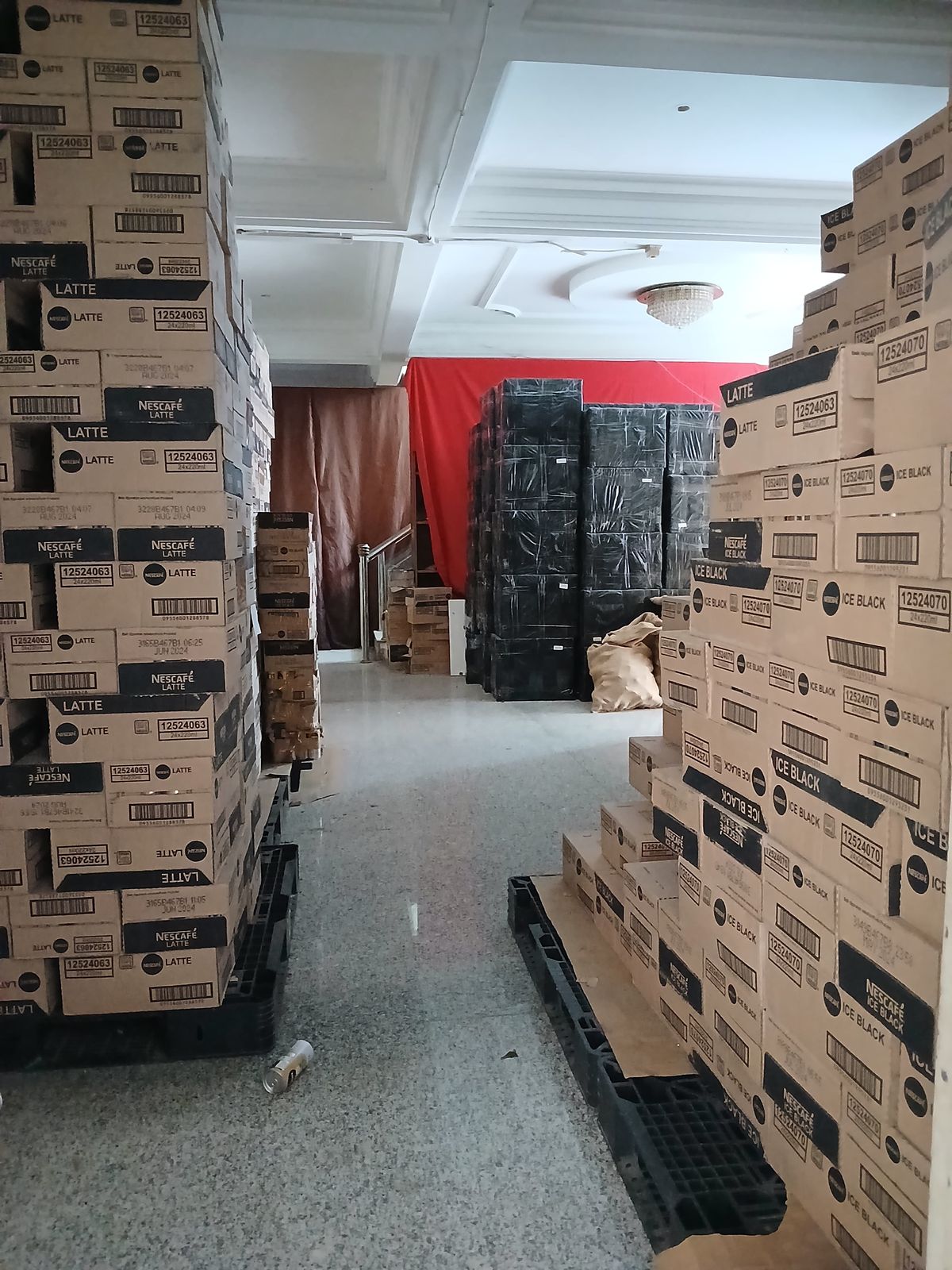 Dijual rumah lama komplek butuh renovasi di Cempaka Putih Tengah