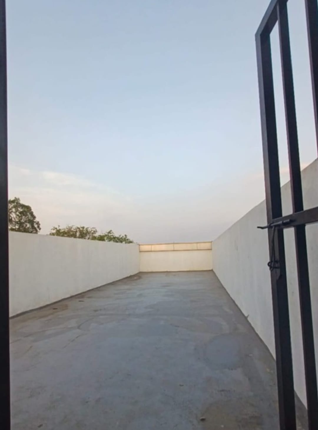 Disewakan ruko dan gudang di Jurumudi Baru, Benda, Tangerang