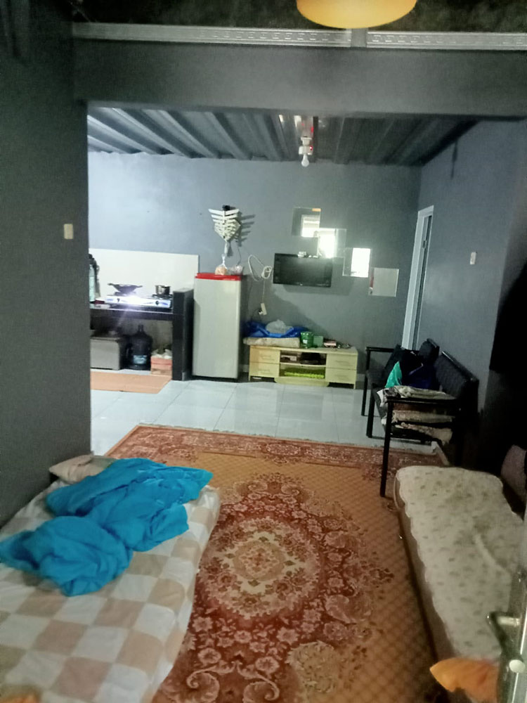 Villa Nuansa Etnik Industrial Dekat Water Boom di Majalaya