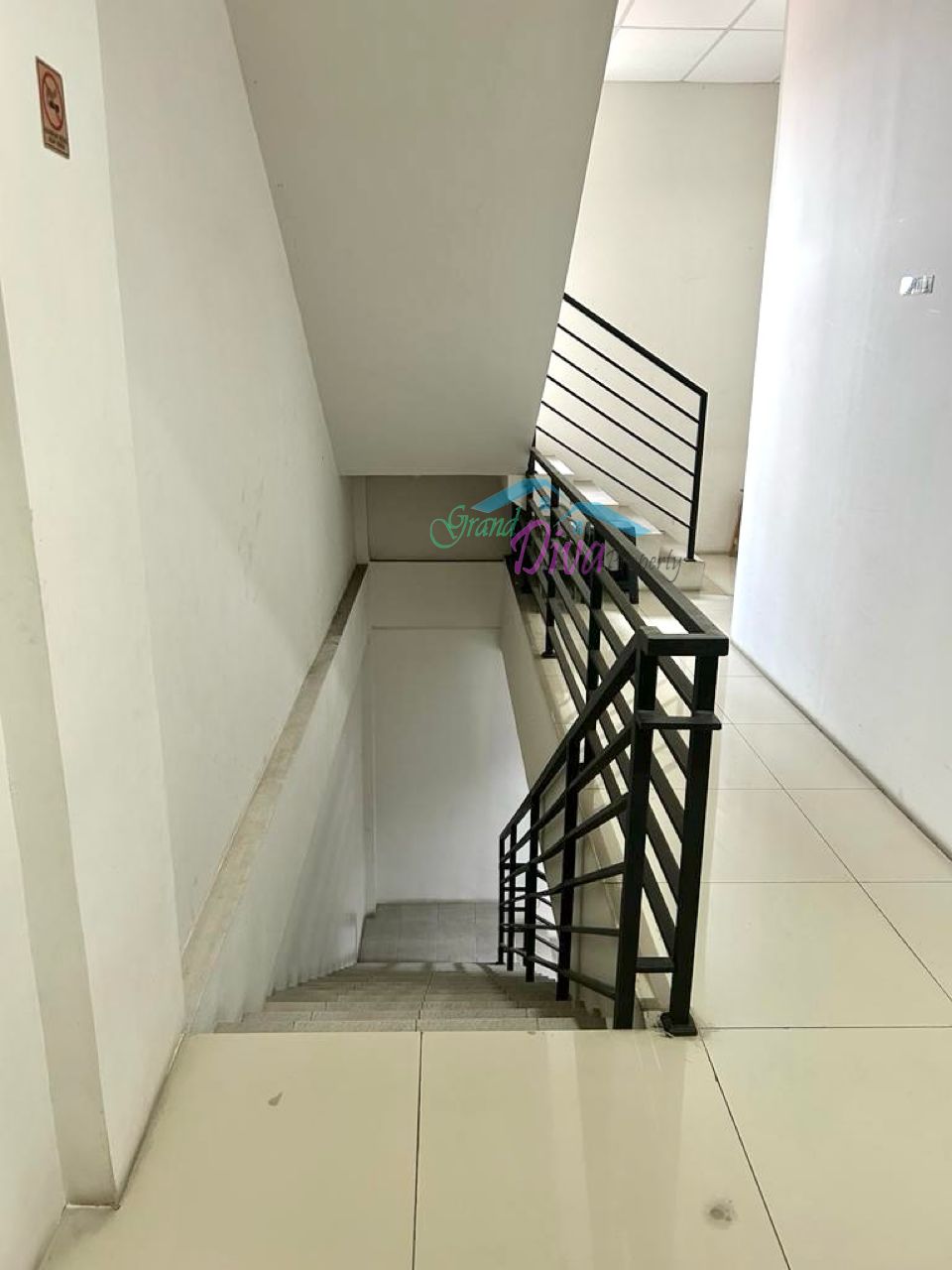 DIJUAL CEPAT RUKO DI PINGGIR JALAN RAYA PONDOK GEDE