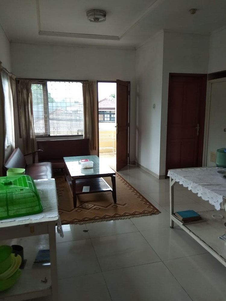 Rumah Minimalis Lingkungan Sejuk dan Asri di Jalan Cigadung Dago