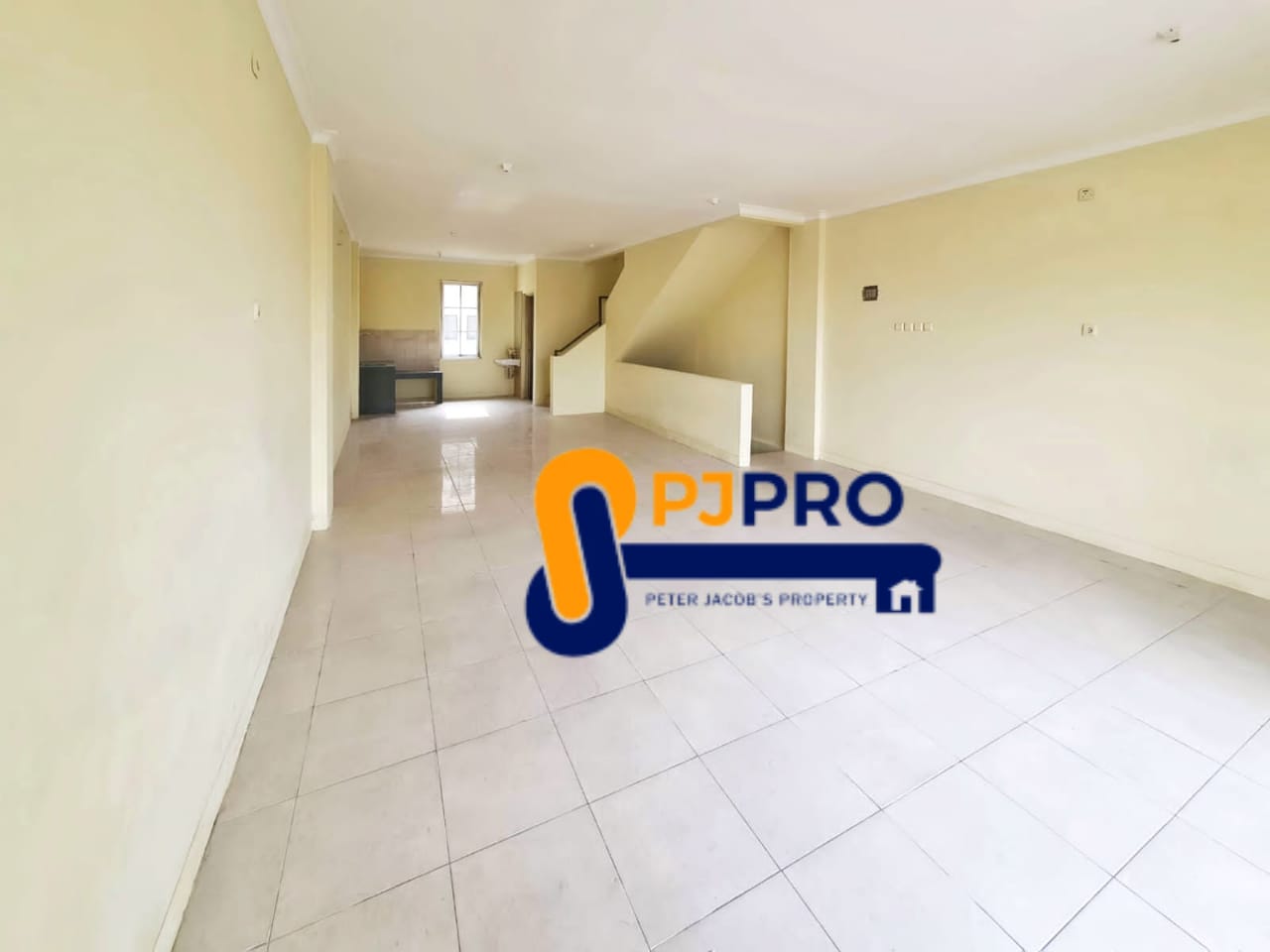 Disewa Ruko Siap Pakai dengan Traffic Ramai di Sentra Niaga