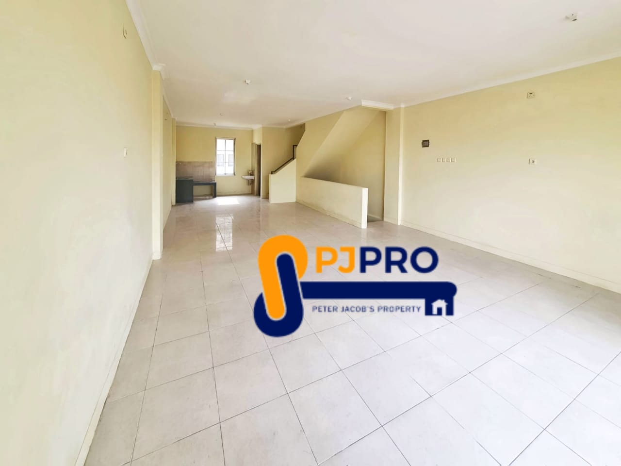 Disewa Ruko Siap Pakai dengan Traffic Ramai di Sentra Niaga