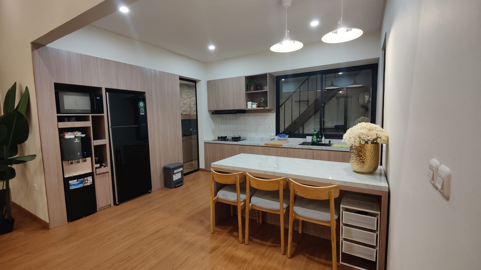 Jual Rumah bernuasa Japan di Kota Baru Parahyangan