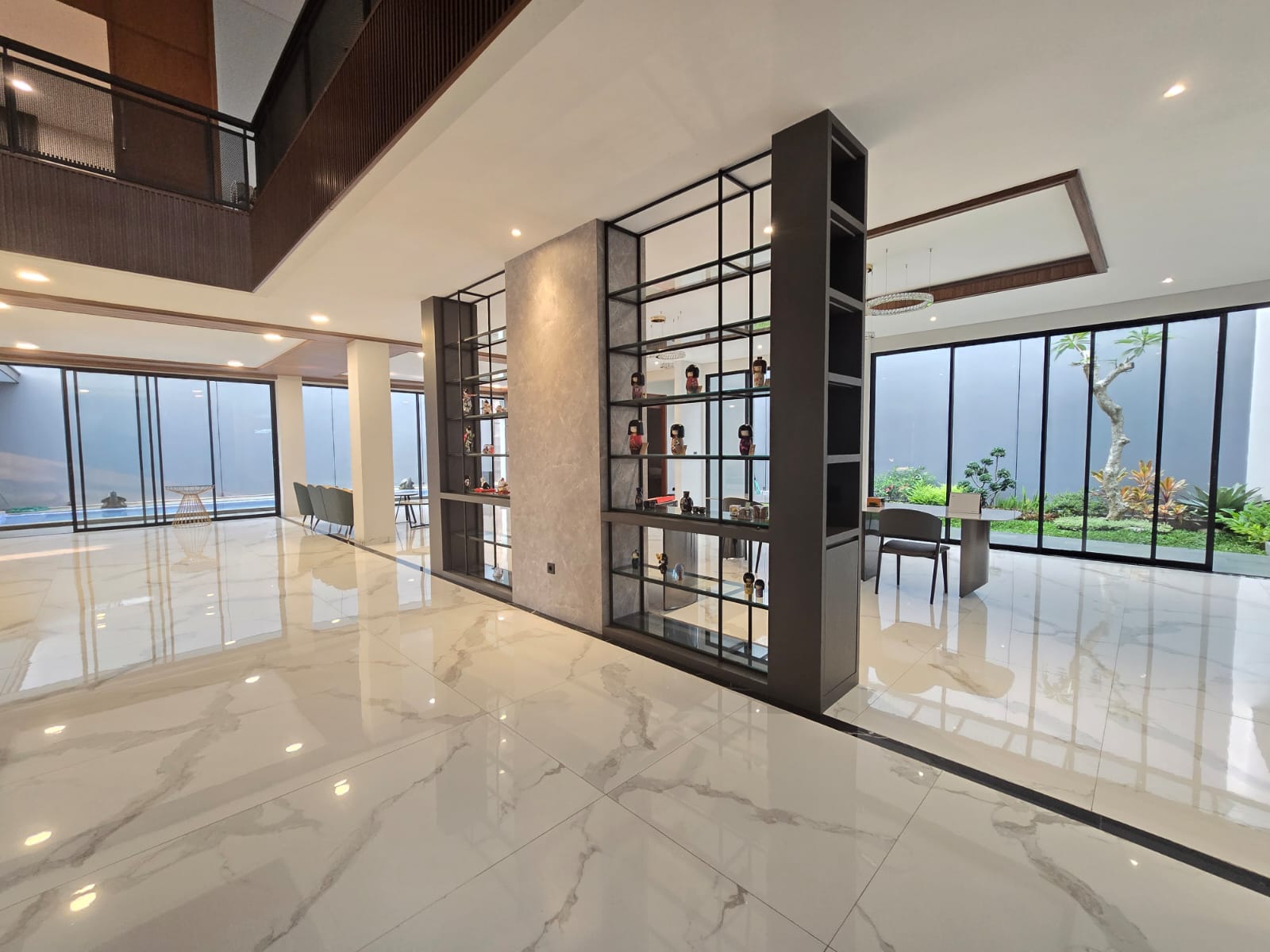 Jual Rumah Mewah Sayap Setiabudi