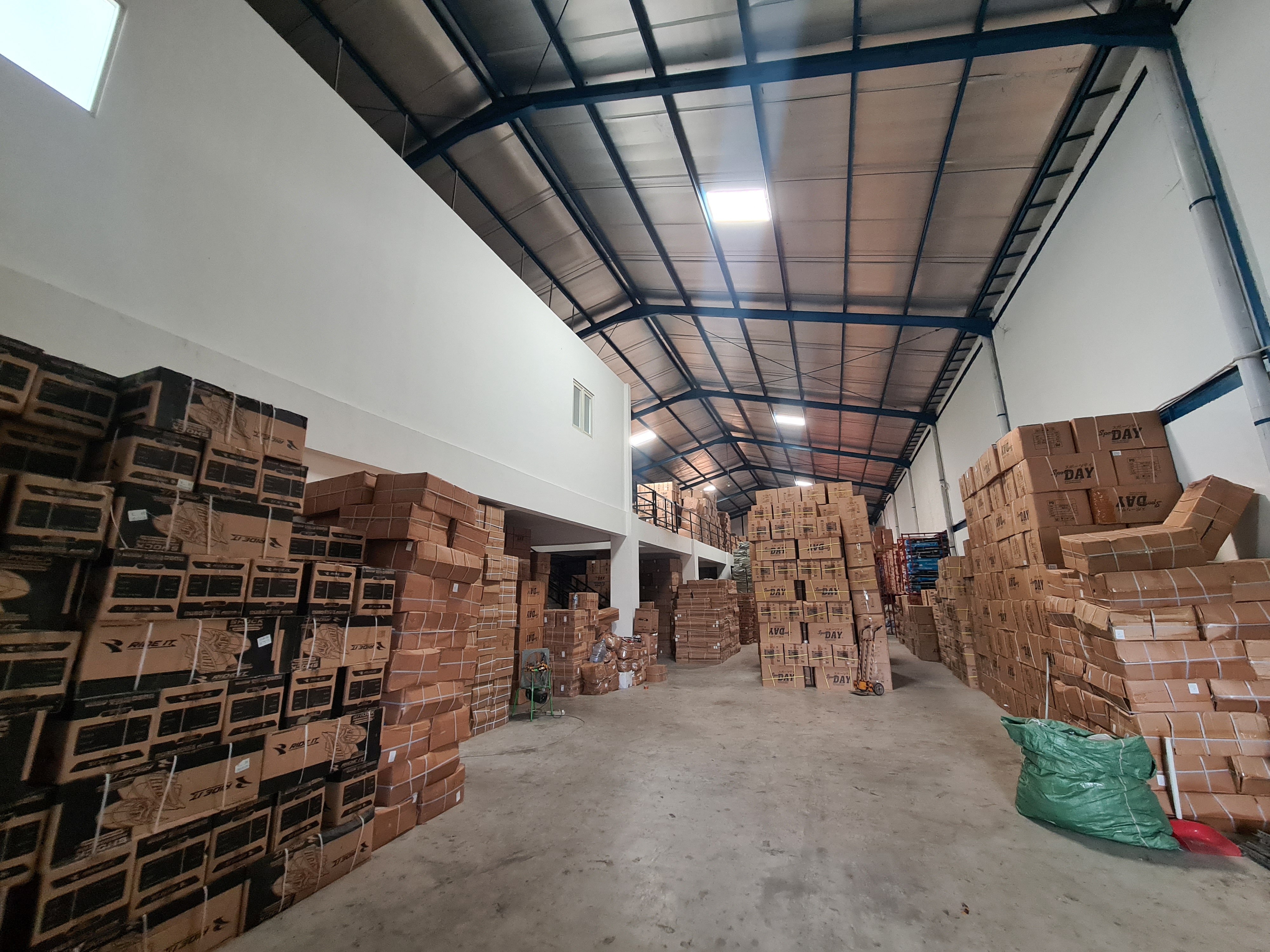 Gudang Bagus Siap Pakai Komplek SIRIE Lingkar Timur