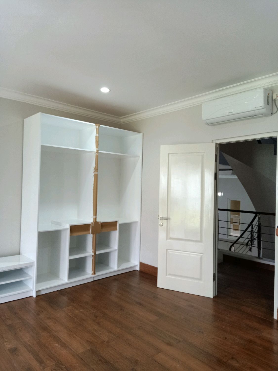 Disewakan Rumah GRAHA FAMILI Blok L Surabaya Barat