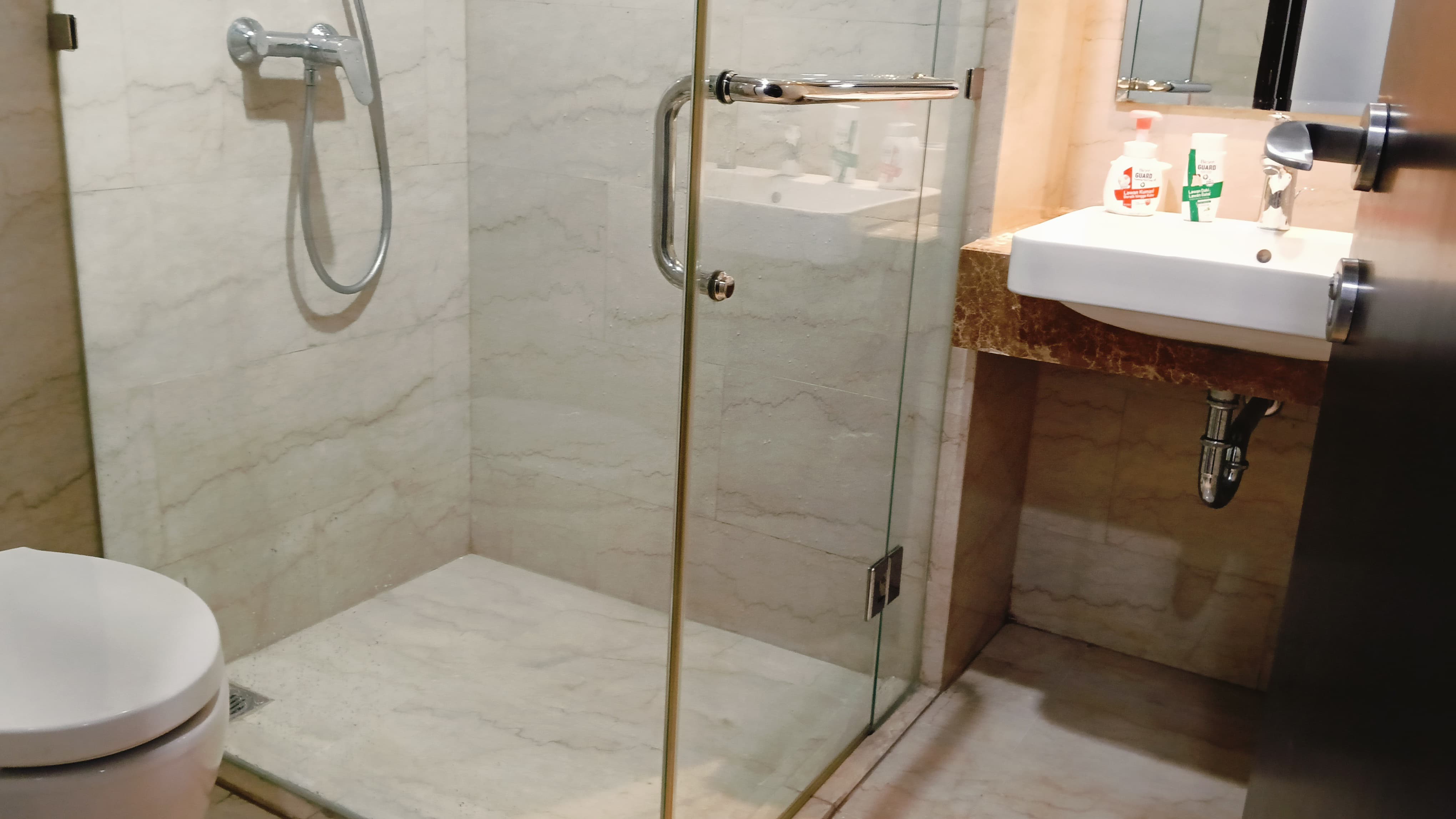 Disewa apartemen Menteng Park furnished 2BR