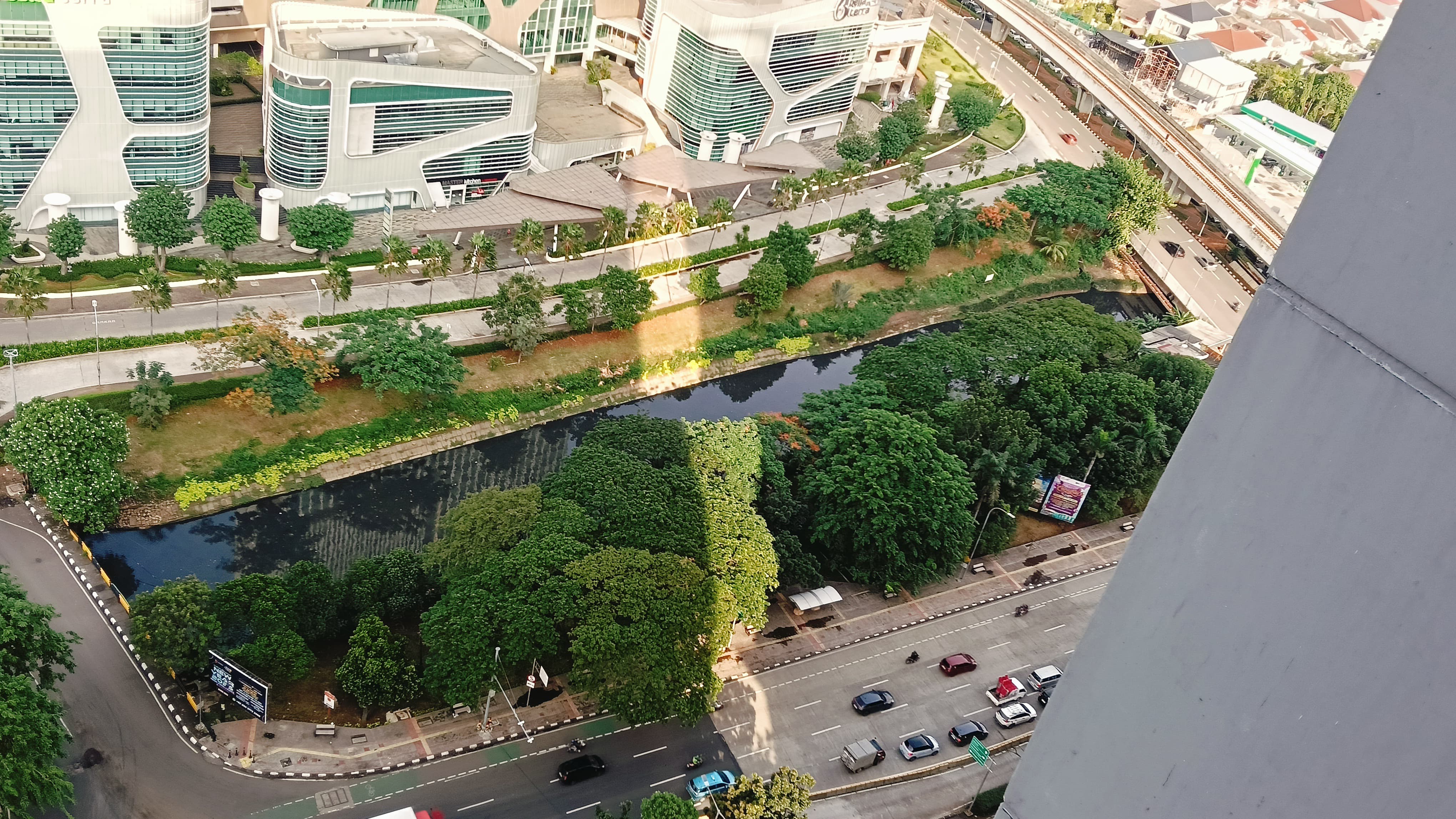 Dijual/Disewa apartemen Tifolia Jakarta Timur full furnished 2BR