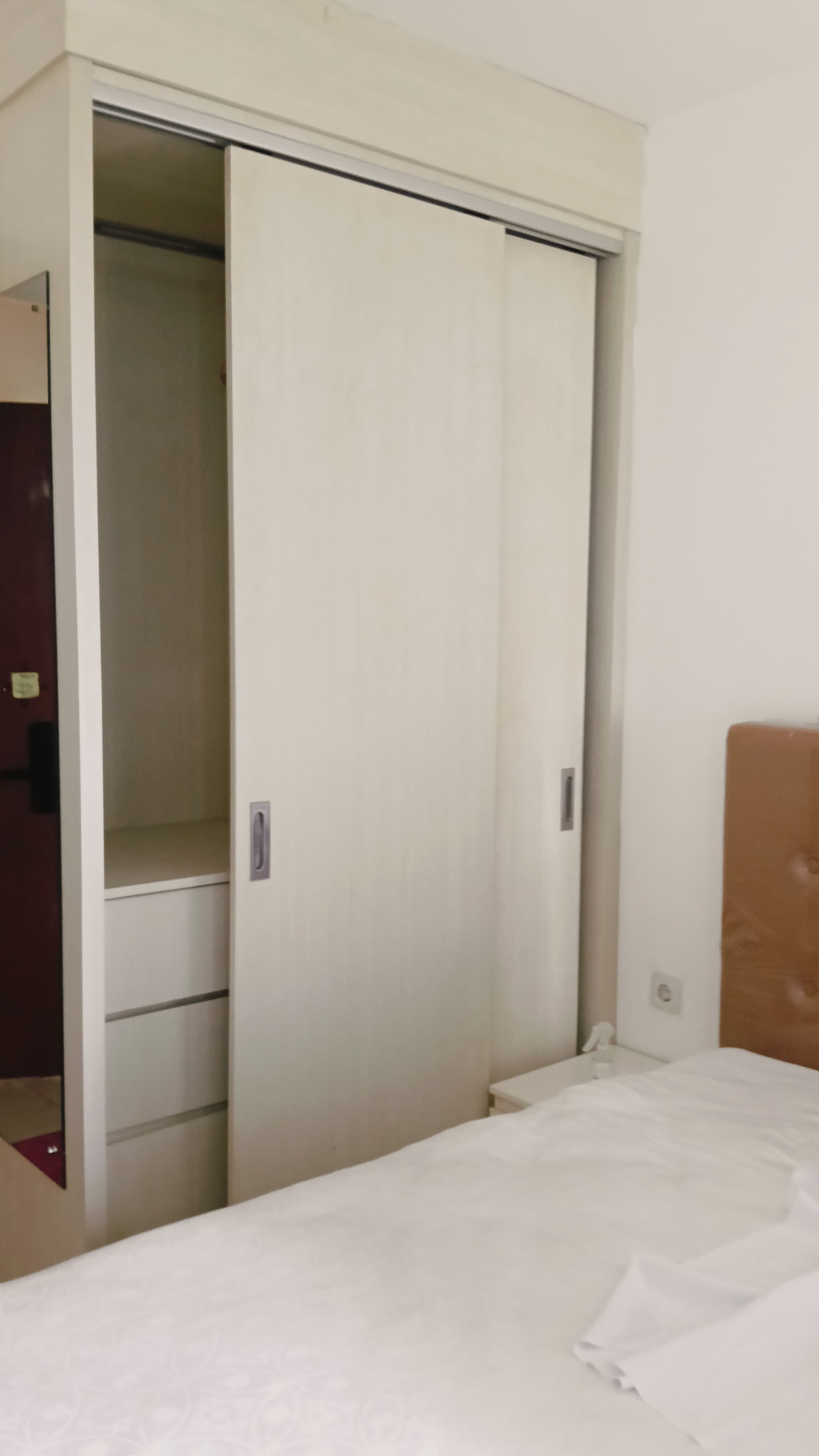 Dijual/Disewa apartemen Tifolia type studio furnished siaphuni