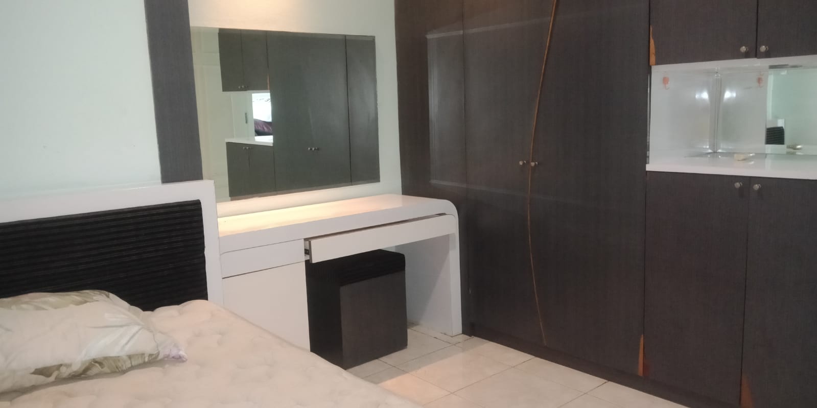 Dijual/Disewa apartemen French Walk MOI Tower Paris Garden