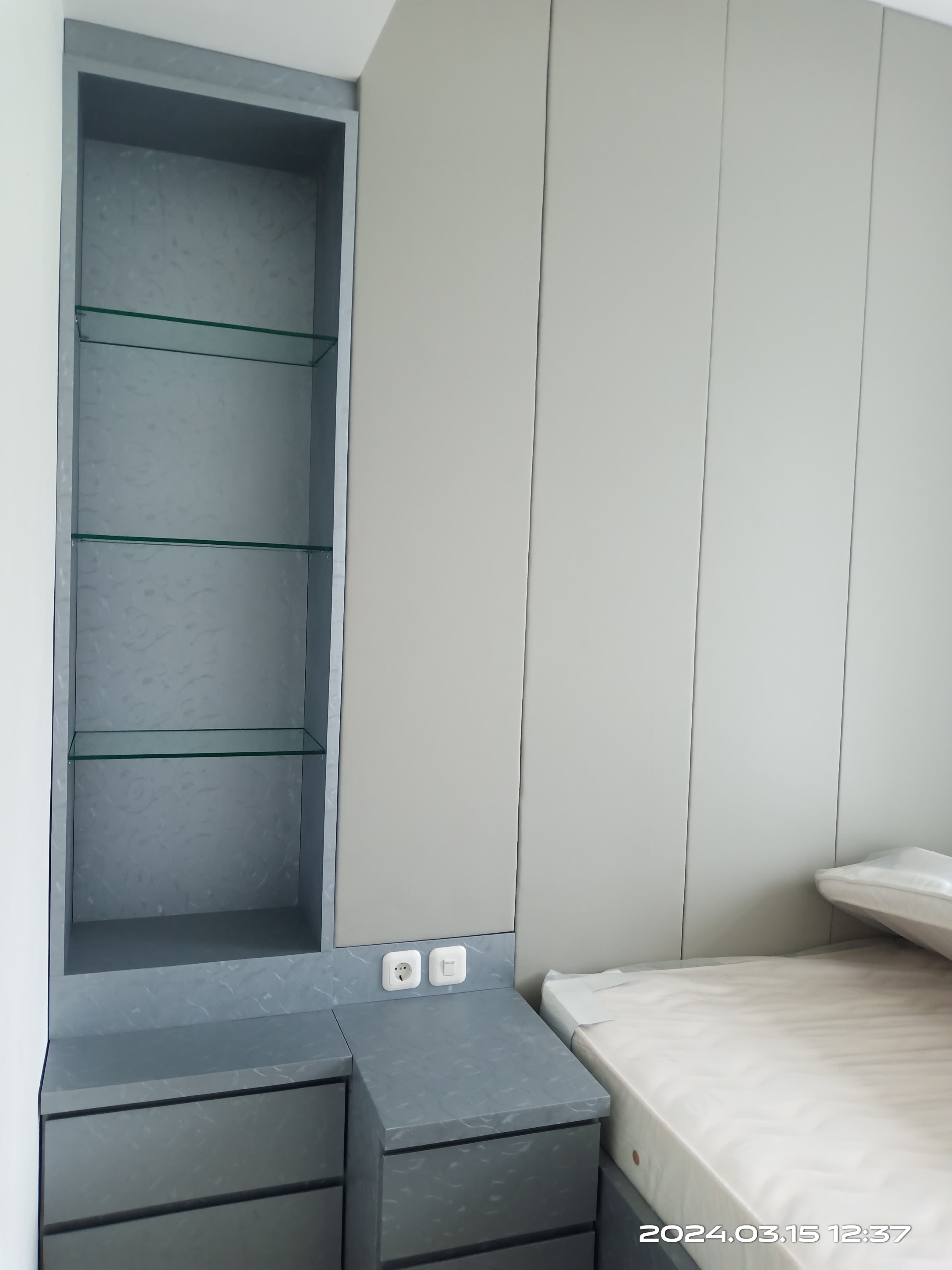 Disewa apartemen The Kensington Tower Clifford 1BR furnished