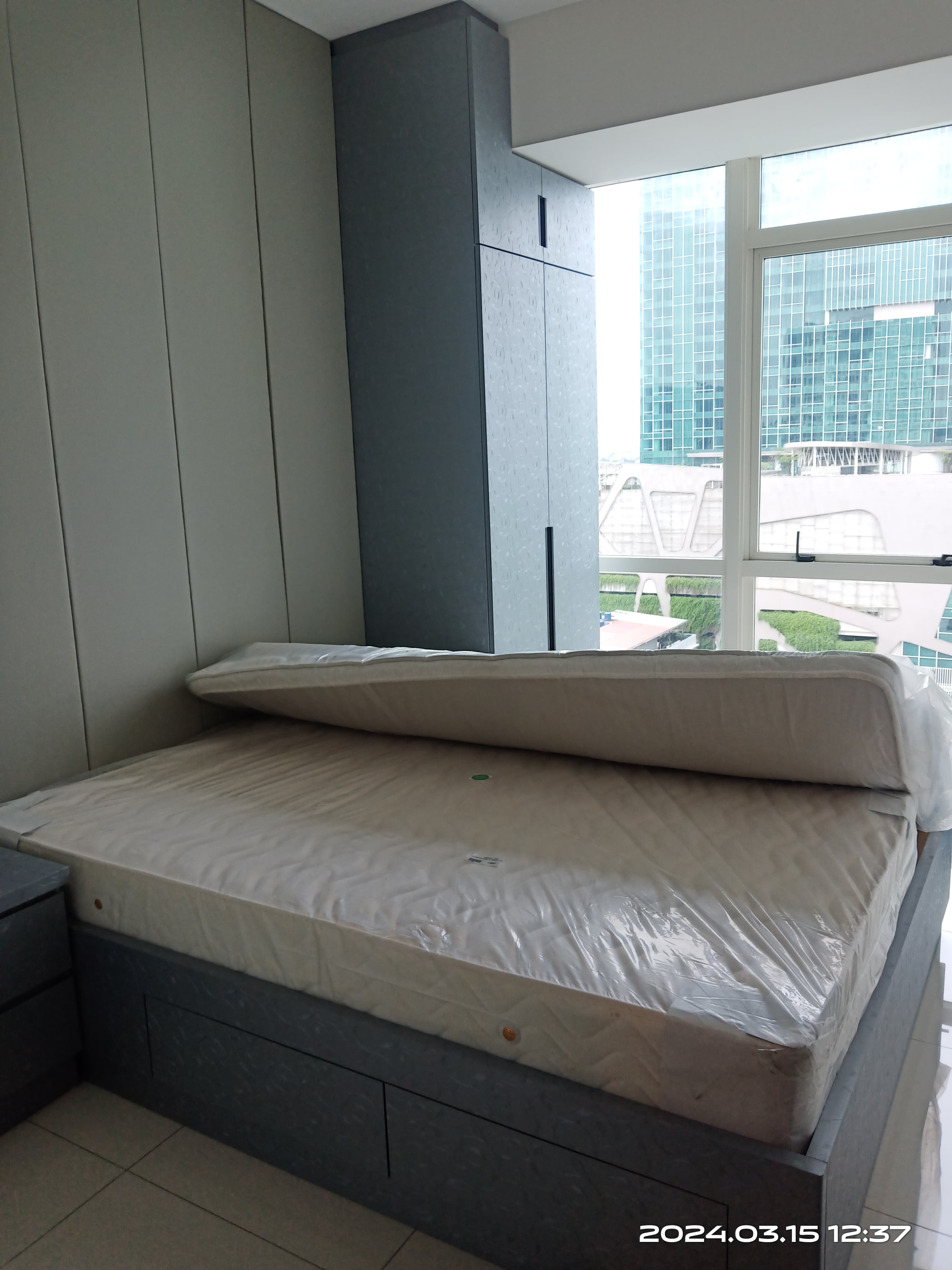 Disewa apartemen The Kensington Tower Clifford 1BR furnished